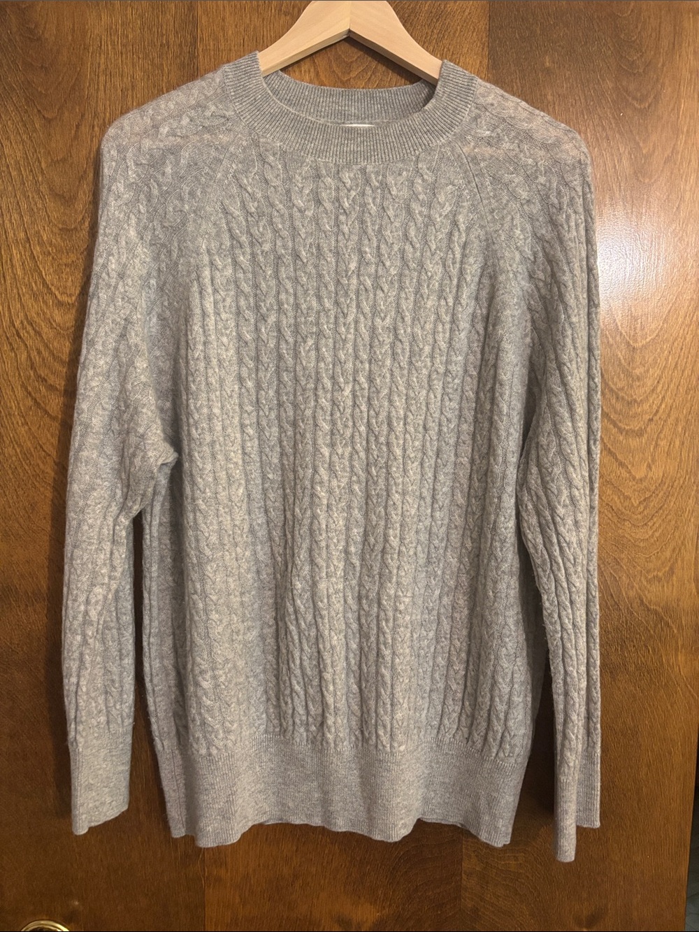 Women's Soft Goat Cable Knit Cashmere Crewneck Sweater - Light Gray